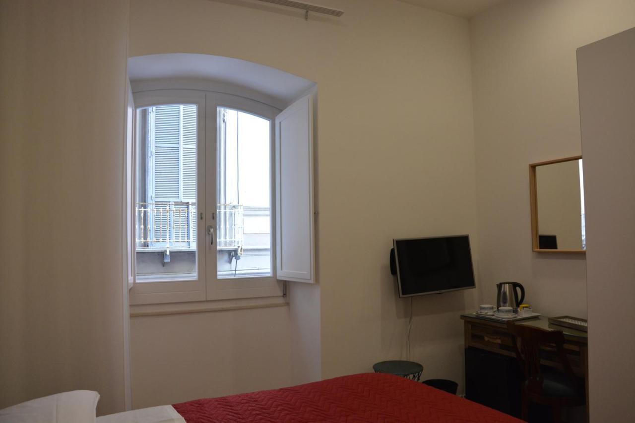 Dimora Megaride Bed & Breakfast Наполи Екстериор снимка